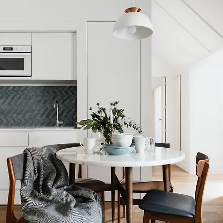 The Lisboans Daire Lisboa